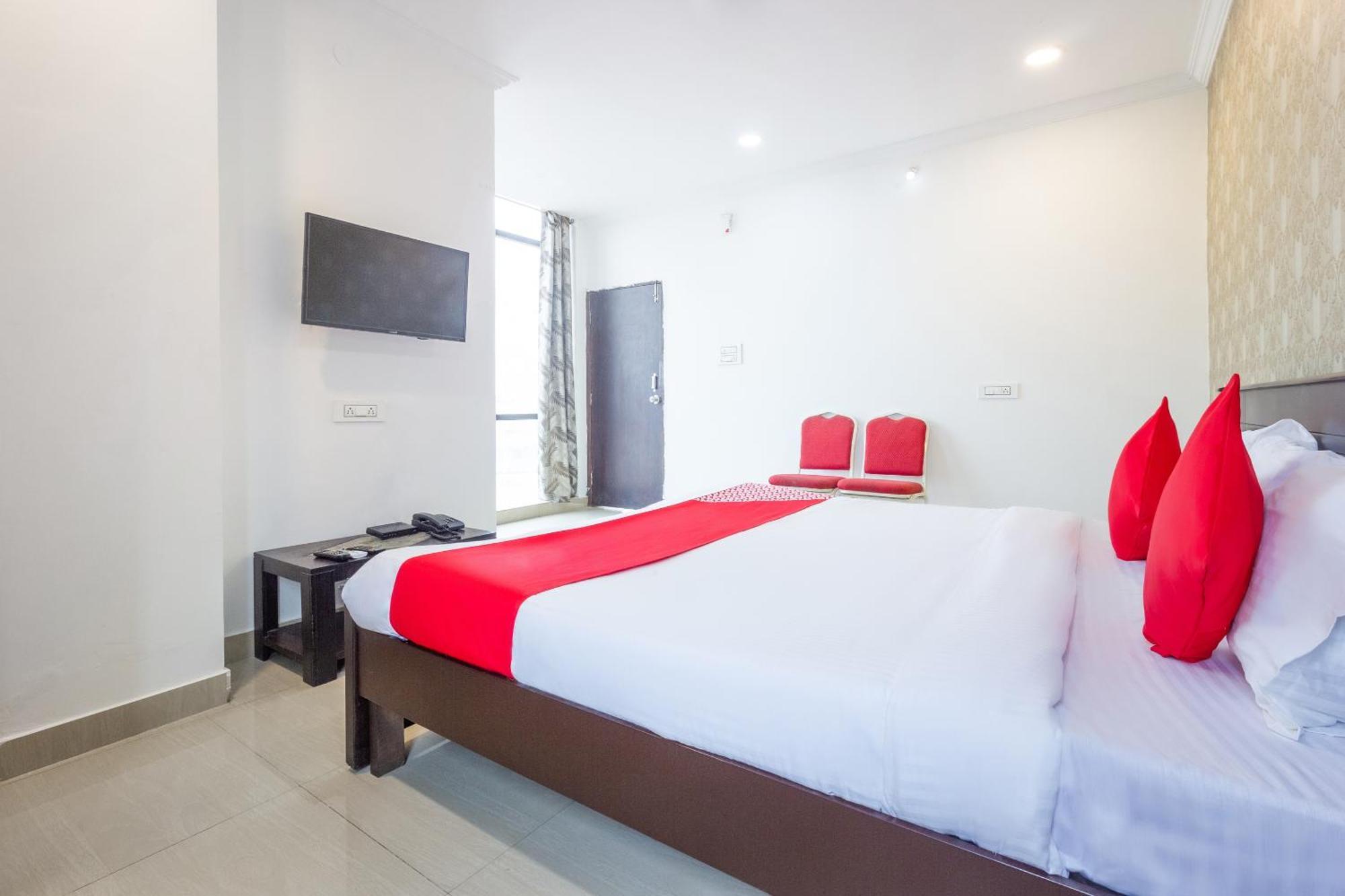 Hotel O Alpine Glow Heights Trimulgherry Экстерьер фото
